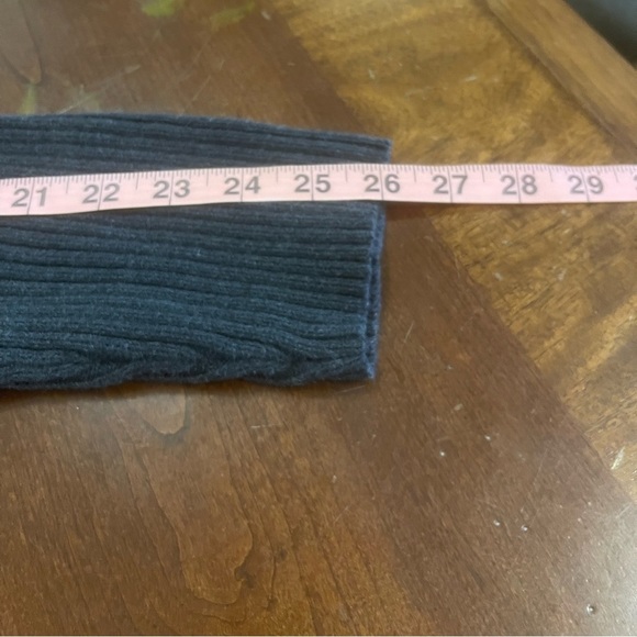 Converse | One Star 1/4 Zip Sweater - Picture 6 of 9